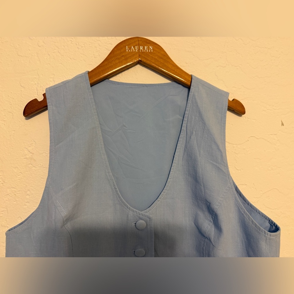 Light Blue Button-Up Vest - Picture 4 of 4